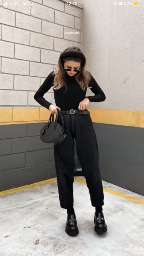 Chunky Loafers Outfit Edgy, Loafer Party Outfit, Black Chunky Loafers Outfit Dress, Loafers With Black Pants, Houseparty Outfits Casual Winter, Alt Outfits With Loafers, Autumn Outfits With Loafers, Platform Loafers Outfit Pants, Minimal Preppy Style