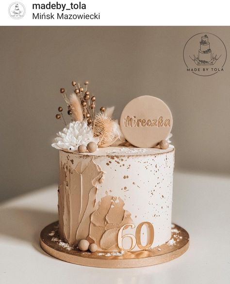 Neutral Aesthetic Birthday Cake, Bday Cake For Women Elegant, Birthday Cake Ideas 60th, Beige Birthday Photoshoot, White And Gold 30th Birthday Cake, Beige And Gold Birthday Theme, Brown Cake Design Birthday, Beige Cake Ideas, Classy 30th Birthday Cake