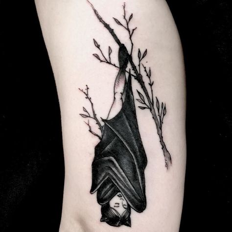 Girl bat Cats Sleeping Together, Gotik Tattoo, Bats Tattoo Design, Vampire Tattoo, Cats Sleeping, Sleeping Together, Bat Tattoo, Witch Tattoo, Spooky Tattoos