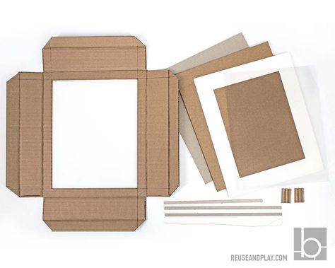 Easy Change Cardboard Art Frame DIY Tutorial > Reuse and Play Cardboard Picture Frame Diy Photo Props, Cardboard Frame Diy, Harry Potter Christmas Diy, Diy Photo Frame Cardboard, Cardboard Picture Frames, Cardboard Photo Frame, Diy Framed Art, Photo Props Diy, Box Crafts