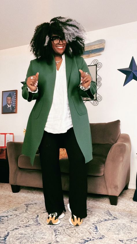 Middle Age Black Women Outfits, Fall Outfits Casual Comfy Black Women, Capsule Wardrobe 2023 Black Women, Fall Style 2023 Black Women, Black Button Up Shirt Outfit Plus Size, Green Dress With Jacket Outfit Ideas, Plus Size Stylish Outfits, London Fashion Black Women, Fall Teacher Outfits 2023 Plus Size