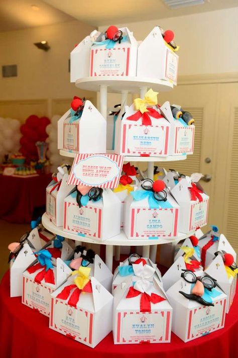 Carnival Birthday Party Ideas, Circus 1st Birthdays, Circus Birthday Party Theme, 1st Birthday Celebration, Carnival Parties, Carnival Birthday Party Theme, Baby's 1st Birthday, Carnival Birthday Party, Circus Carnival Party