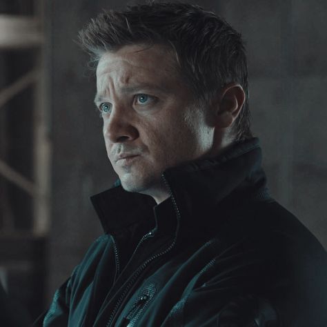 Clint barton icon Clint Barton Avengers 2012, Jeremy Renner Shirtless, Jeremy Renner Avengers, Clint Barton Icon, Best Avenger, Mcu Dr, Marvel Hawkeye, Marvel Dr, Avengers 2012