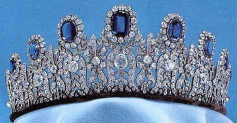 Sapphire Parure, Sapphire Tiara, Royal Jewellery, Royal Crown Jewels, Tiaras Jewellery, Royal Crowns, Beautiful Tiaras, Royal Tiaras, Diamond Tiara