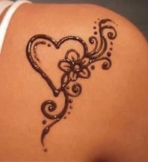 Small Henna Tattoos, Small Henna Designs, Henne Tattoo, Cute Henna Designs, Cute Henna Tattoos, Henna Style Tattoos, Jagua Henna, Small Henna, Henna Drawings