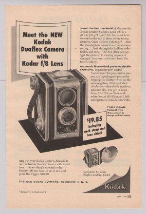 1940s Kodak camera Old Camera Aesthetic, Photography Advertisement, Kodak Pictures, Fotocamere Vintage, Kodak Camera, Antique Cameras, Old Cameras, Classic Camera, Photo Lens