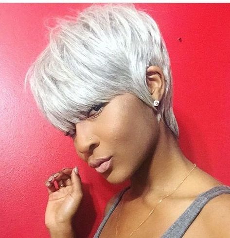 Hairstyles 25 Grey Hair Ideas Grey Hair Ideas, Hairstyles For 2023, Hairstyle Tips, Haircut Styles For Women, Chic Short Hair, Gorgeous Gray Hair, Long Hair Tips, Short Haircut Styles, Beautiful Gray Hair