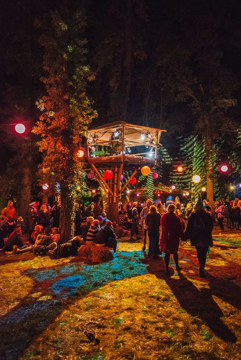 Have fun at Shambala Festival this weekend everyone! Don't forget your diffraction glasses! Shambala Festival, Forest Festival, Electronic Music Festival, Electric Forest, Music Beats, Psy Art, Party Music, Festival Vibes, Festival Design