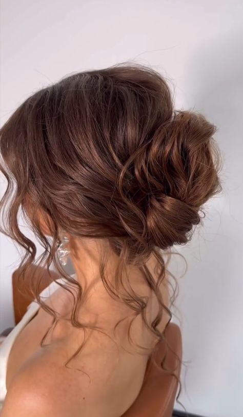 Hairstyles To Show The Back Of A Dress, Hairdos For Open Back Dress, Prom Hairstyles Bun Classy, Updo For Backless Dress, Backless Wedding Dress Hairstyles, Hair For Open Back Dress, Hair Styles For Open Back Dress, Low Hairstyle, Hairstyles For Open Back Dress