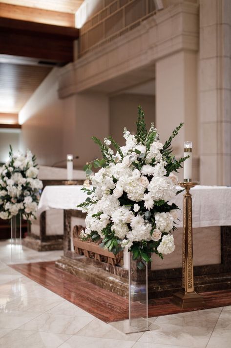 Church Ceremony Flowers, Wedding Altar Flowers, Altar Flowers Wedding, Fort Lauderdale Wedding, Wedding Church Decor, Wedding Pews, Church Wedding Flowers, Wedding Altar, Riverside Hotel