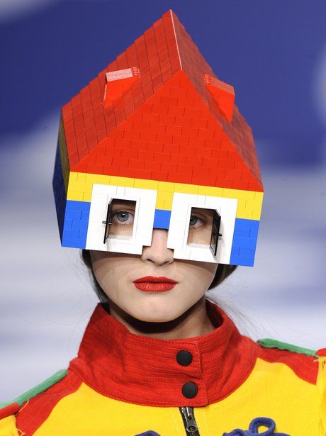 Jean Charles de Castelbajac Lego Hat, Crazy Hat Day, Hat Day, Crazy Hats, Weird Fashion, Hat Ideas, Arte Sketchbook, Quirky Design, Weird And Wonderful