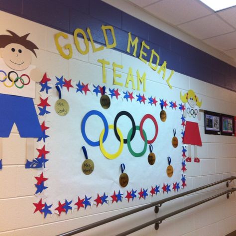 Olympic Bulletin Board, Preschool Olympics, School Wide Themes, Teaching Displays, Olympic Crafts, Sports Theme Classroom, Olympic Theme, Birthday Bulletin Boards, Back To School Bulletin Boards