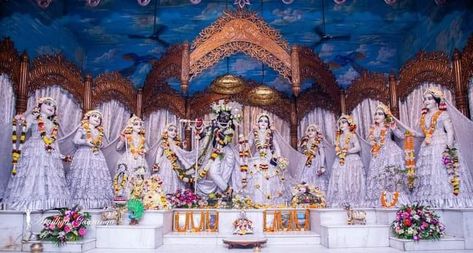 Iskon Mayapur Radha Krishna, Mayapur Iskcon Temple, Mayapur Radha Krishna, Medical Clip Art, God Pic, Iskcon Vrindavan, Iskcon Krishna, Shree Krishna Wallpapers, 4k Wallpaper For Mobile