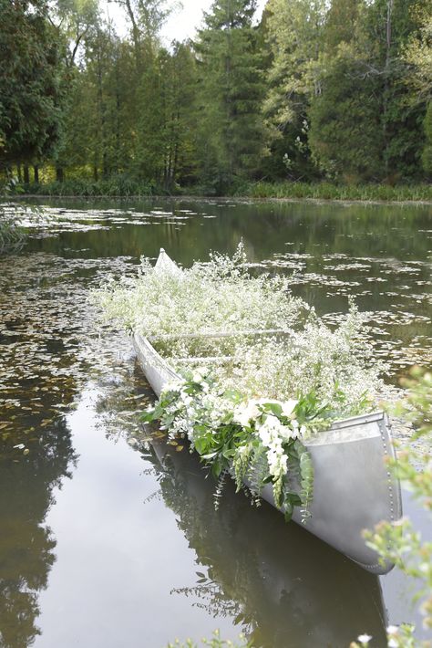 Wedding On The River, Farm Wedding Theme, Swamp Wedding, Wedding Canoe, Marsh Wedding, Garden Wedding Aesthetic, Bayou Wedding, Canoe Wedding, Farm Wedding Decorations