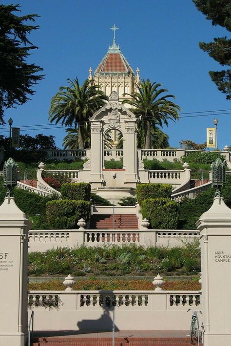 University Of San Francisco, Dream College, California City, College Campus, University Campus, San Fran, Most Beautiful Cities, University Of California, City Aesthetic