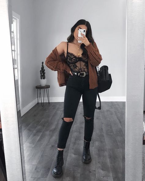 Mode Edgy, Spring Outfit Women, Best Jeans For Women, Trendy Spring Outfits, Neue Outfits, Street Style Trends, Outfit Trends, Teddy Coat, Trend Fashion