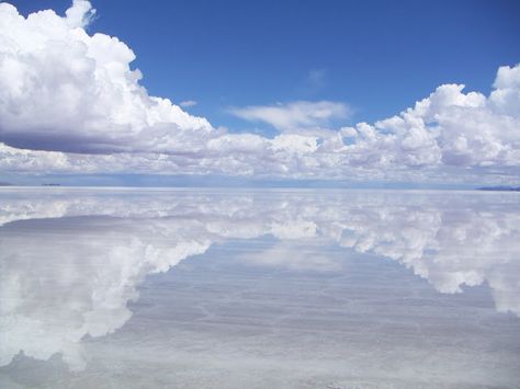 Uyuni Salt Flats, Bolivia Travel, The Reflection, Geocaching, Wallpaper Cave, Ubud, Magical Places, Heaven On Earth, Places Around The World