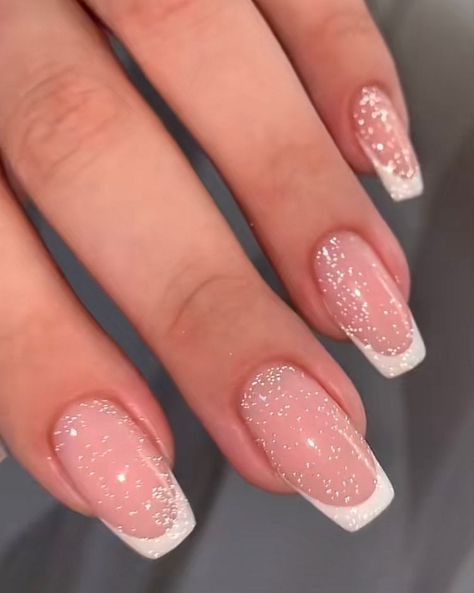 Formal Nails, Her Nails, Casual Nails, Sparkle Nails, White Nail, Acrylic Nails Coffin Short, Minimalist Designs, Homecoming Nails, Prom Nails