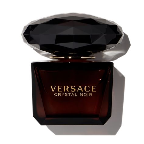 Versace Crystal Noir EDT is a sensual and delicate fragrance with a floral-oriental aroma and a warm, amber and musky base. Perfume Versace Mujer, Versace Crystal Noir Perfume, Versace Crystal Noir, Spicy Perfume, Crystal Noir, Versace Perfume, Black Perfume, Birkenstock Boston Shearling, Boston Shearling