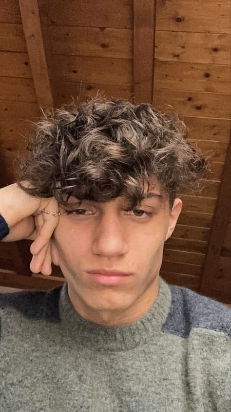 Brunette Curly Hair Men, Brunette Hair Men, Boy Perms Curly Hair, Messy Perm, Brunette Hair Boy, Light Perm Men, Brown Hair Perm, Loose Perm Men, Men Brown Hair