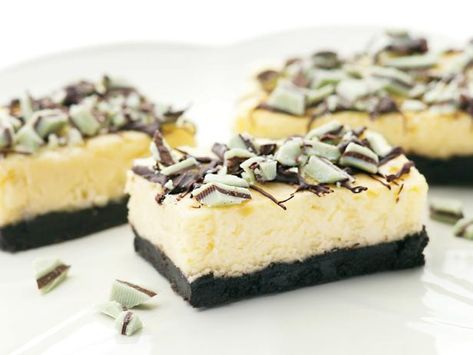 Get Chocolate Mint Cheesecake Bars Recipe from Food Network Chocolate Mint Cheesecake, Peppermint Cheesecake Bars, Mint Chocolate Cheesecake, Mint Cheesecake, Chocolate Crumbs, Peppermint Cheesecake, Chocolate Cheesecake Recipes, Cheesecake Bar Recipes, Chocolate Sandwich