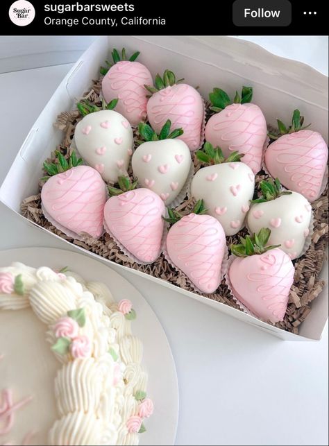 Chocolate Coverd Strawberries, Valentine Chocolate Covered Strawberries, White Chocolate Covered Strawberries, Valentine Strawberries, Mothers Day Chocolates, White Chocolate Covered, Chocolate Covered Strawberry Recipe, Chocolate Covered Strawberries Bouquet, Chocolate Covered Fruit