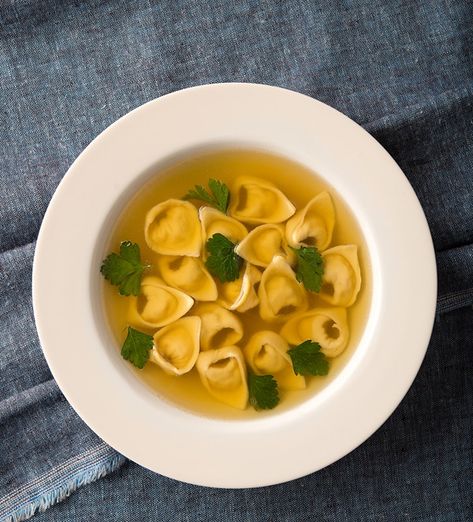 Tortellini In Brodo, Stock Recipes, Broth Recipes, Wild Game, Pasta Shapes, Bowl Of Soup, White Meat, Game Food, Winter Storm