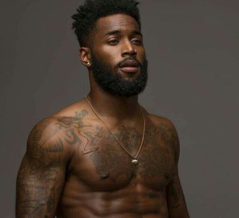 Hunky Baller John David Washington is Denzel Washington son Bart Styles, Long Beard Styles, Black Men Beards, Dark Skin Men, Long Beards, Beard Gang, Corte De Cabelo Masculino, Black Man, Beard Care