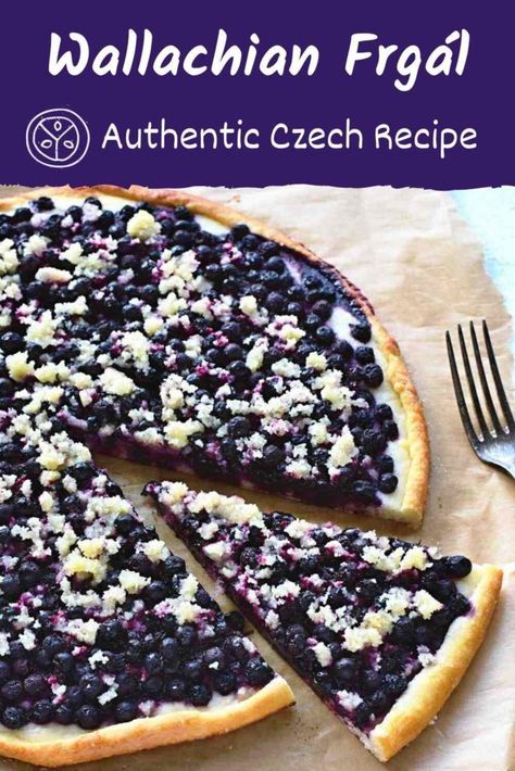 Czech Desserts, Plum Butter, Kolache Recipe, Dried Pears, German Food Authentic, Slovak Recipes, Blueberry Desserts, Czech Recipes, Fruit Filling