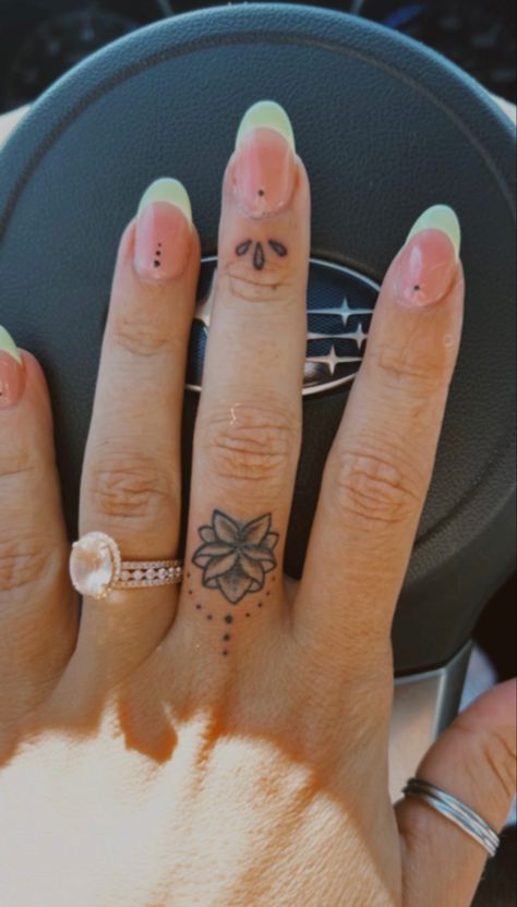 Womens Thumb Tattoos, Finger Tat Cover Up, Lotus Flower Tattoo Finger, Lotus Finger Tattoos For Women, Finger Tattoo Cover Up Ideas For Women, Finger Tattoos Lotus, Finger Tattoo Coverup, Finger Tattoos Cover Up, Ring Finger Tattoo Cover Up