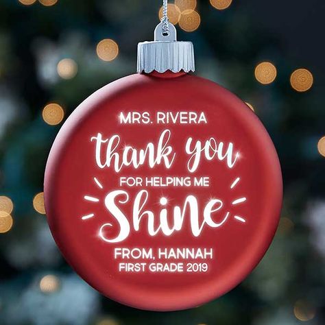 Teacher Christmas Ornaments Diy, Teacher Ornaments Diy Vinyl, Teacher Ornaments Diy, Cricut Learning, Ornaments Ideas, Cricut Christmas Ideas, Dance Teacher Gifts, Teacher Ornaments, Cricut Christmas