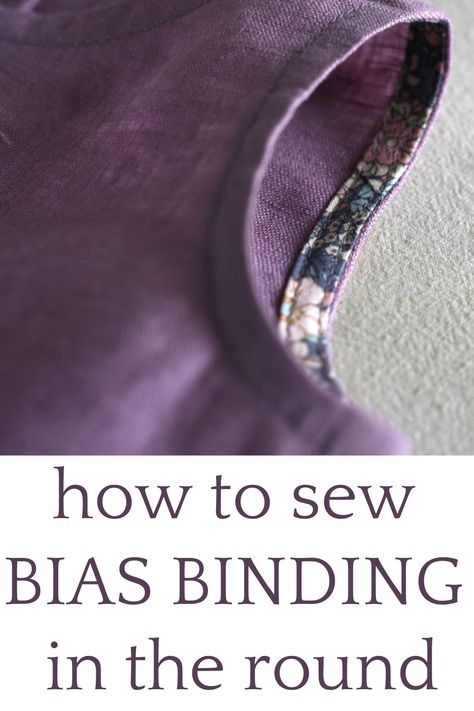 In this sewing tutorial, I will show you two ways to finish bias binding ends neatly for when you are sewing something round, like a neckline, armhole, or hem. The first method will show how to finish bias binding ends in the round. The second is on a section that doesn’t have the final seam sewn yet, and is therefore flat. How To Sew Bias Tape On Rounded Corners, Sew Bias Binding, Make Bias Binding, Rose Notebook, Shirred Fabric, Sewing Machine Projects, Basic Sewing, Couture Sewing Techniques, Vintage Sewing Machines