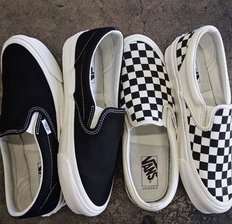 Vans Slip-resistant Sneakers For Streetwear, Vans Slip-ons For Streetwear, Checkered Vans Platform Slip On, Slip On Outfit, Vans Slip-on Skate Shoes For Streetwear, Vans Slip-on Sneakers For Skateboarding, 90s Outfits, Vans Slip On, Mens Trendy Outfits