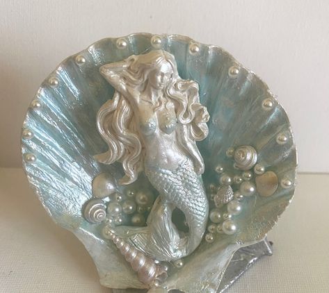 Seashell Mermaid, Mermaid Ornament, Handmade Mermaid, Coquille Saint Jacques, Gold Mermaid, Mermaid Lover, Mermaid Gifts, Scallop Shell, White Beach