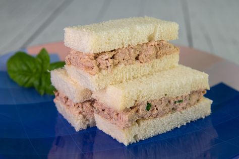 Sundried Tomato Tuna Tapenade Sandwich | Ocean's High Tea Sandwiches, Tuna Sandwich Recipes, Tuna Fish Sandwich, Tuna Sandwiches, How To Make Tuna, Tea Party Sandwiches, Tea Sandwiches Recipes, Afternoon Tea Recipes, Party Sandwiches