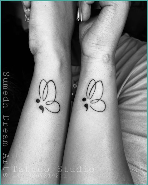 Friendship tattoo ❤️ Friendship Heart Tattoos, Matching Tattoos Women, Matching Tattoos For Best Friends Meaningful, Matching Friend Tattoos Friendship, Puddin Tattoo, Friendship Tattoos Matching, Cute Friendship Tattoos, Cute Matching Tattoos For Best Friends, Small Matching Tattoos For Sisters