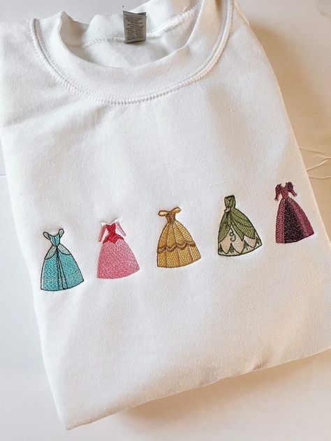 Disney Cricut Shirts, Disney Embroidery Designs, Disney Trip Outfits, Cute Disney Outfits, Disney Merch, Disney World Outfits, Disney Embroidery, Disney Etsy, Disney Gift