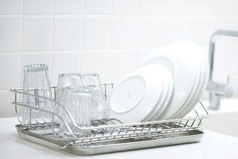 Washing Dishes by Hand Dish Washing Hacks, Kitchen Sink Drying Rack, Ikea Shop, Kitchen Dish Drainers, Dish Organizer, Growing Up Black, Sink Drying Rack, Dish Organization, Galley Kitchen Design