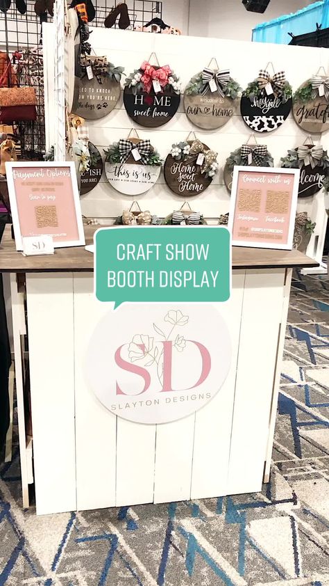 Cheap Craft Show Display Ideas, Craft Show Backdrop, Small Craft Show Display, How To Display Doormats At Craft Show, Craft Show Business Sign, Round Table Vendor Display, Craft Booth Set Up Ideas 10x10, Craftshow Display Ideas, Craft Show Signage