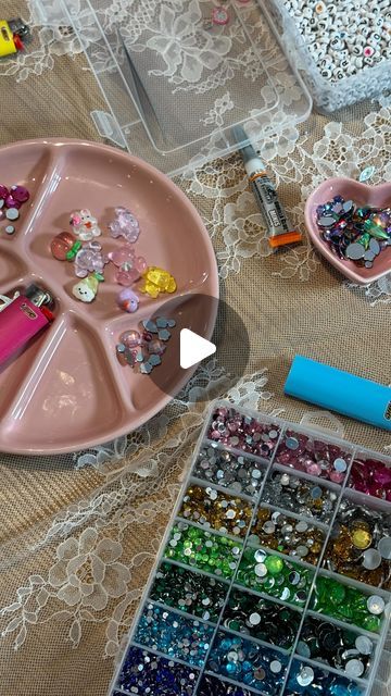 Andrea Castillo on Instagram: "girls night activity of the week: diy custom lighters 🐚🍓🌼🤍   #pinterestaesthetic #hosting #diy #girlsnight #bestiedate" Halloween Girls Night Ideas Crafts, Girls Night Activity Ideas, At Home Girls Night Ideas, Girl Craft Night, Girls Night Crafts Diy, Fall Girls Night Crafts, Girls Night Ideas At Home, Girls Craft Night Ideas, Girls Night In Activities