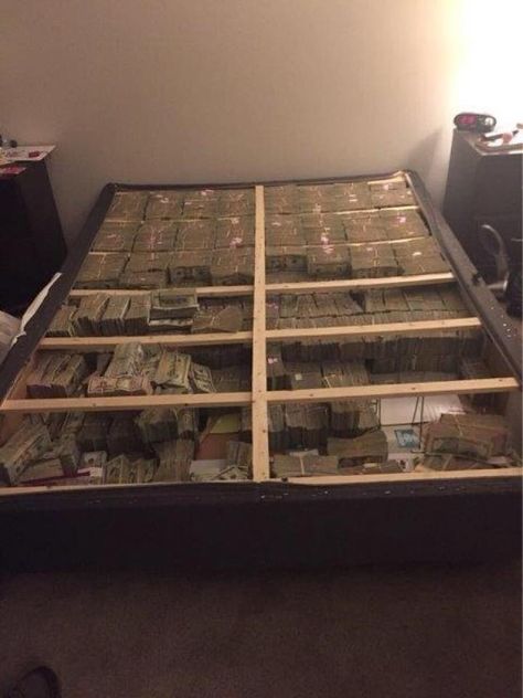 This is what $20 million under a mattress looks like. Rich Men Aesthetic, Mortgage Humor, Mortgage Marketing, Mortgage Loan Originator, Mortgage Free, Money Rich, Mortgage Payoff, Men Aesthetic, Reverse Mortgage