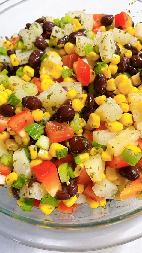 This is the perfect way to spice up any burrito bowl, taco salad, or even with tortilla chips! It’s an amazing combination of sweet, salty, and spicy. Pineapple Black Bean Salsa, Dried Cilantro, Pineapple Tidbits, Drying Cilantro, Black Bean Salsa, Bean Salsa, Burrito Bowls, Taco Meat, Burrito Bowl