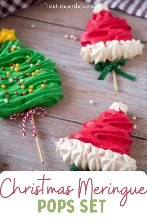 Christmas Meringue Pops, Christmas Meringue Ideas, Easy Meringue Recipe, Christmas Meringue, Downtown Christmas, Meringue Pops, Oreo Balls Recipe, Christmas Bakes, Powdered Food Coloring