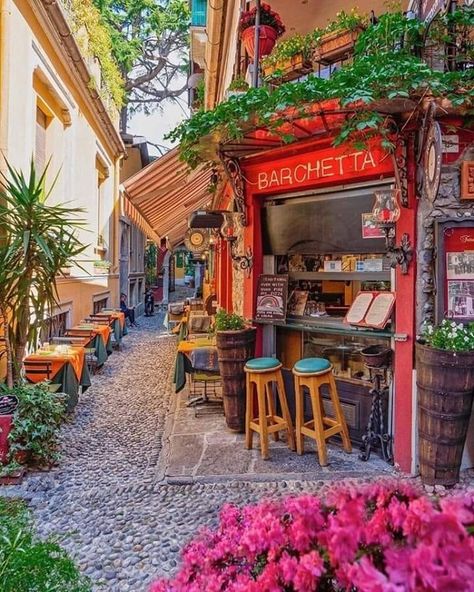 Home Improvement Loans, Outdoor Cafe, Destination Voyage, Beautiful Places To Travel, Cafe Design, Lake Como, Beautiful Places To Visit, Best Cities, Pretty Places