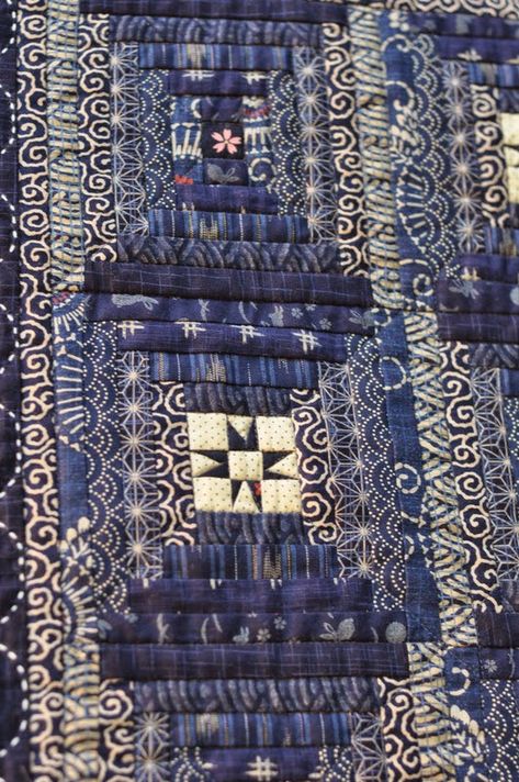 Irene Blanck, Japanese Quilt Patterns, Colchas Quilting, Asian Quilts, Indigo Quilt, Narrow Street, Pineapple Quilt, Log Cabin Quilt Pattern, Japanese Patchwork