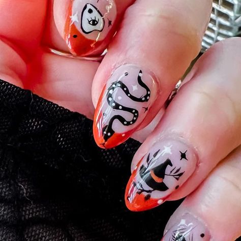 Detailed Halloween Nails, Witch Hat Nail Art, Witch Hat Nails, Witch Nail Art, Neat Nails, Witch Nails, Simple Nail Art, Witchy Nails, Gel Mani