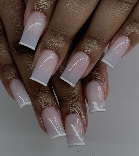 Nail Art Designs Short, Pink Tip Nails, Acrylic Nails Nude, Milky Nails, White Acrylic Nails, French Tip Acrylic Nails, Classy Acrylic Nails, Pretty Nail Art Designs, Short Square Acrylic Nails