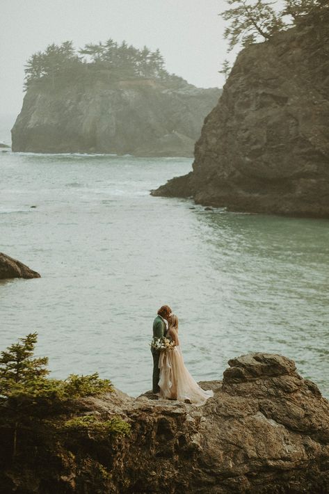 Samuel H Boardman State Park Elopement, Oregon Beach Wedding, Forest Park Portland, State Park Elopement, Elopement Oregon, Coastal Elopement, Elopement Beach, Canon Beach, Oregon Coast Elopement