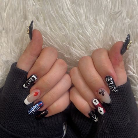 #nails #tv #aliceinborderland #acrylics Alice In Borderland Nails, Gamer Nails, Alice In Borderland, Borderlands, Nail Artist, Nail Inspo, Manicure, Nail Designs, Nail Art