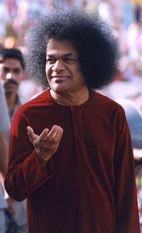 Beloved Sai Baba Satya Sai Baba Hd Wallpaper, Sri Satya Sai Baba, Sri Satya, Sri Sathya Sai Baba, Satya Sai Baba, Spiritual Figures, Sai Baba Miracles, Sai Baba Hd Wallpaper, Holi Photo